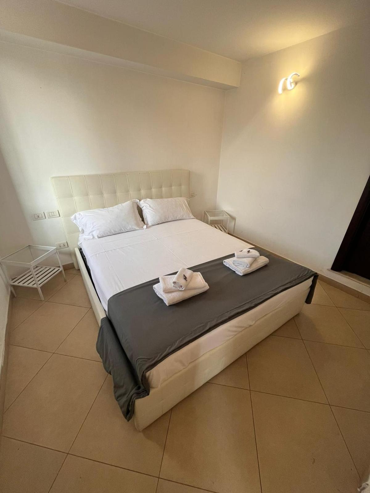 Ferienwohnung Venere Penthouse Babylon Neapel Exterior foto